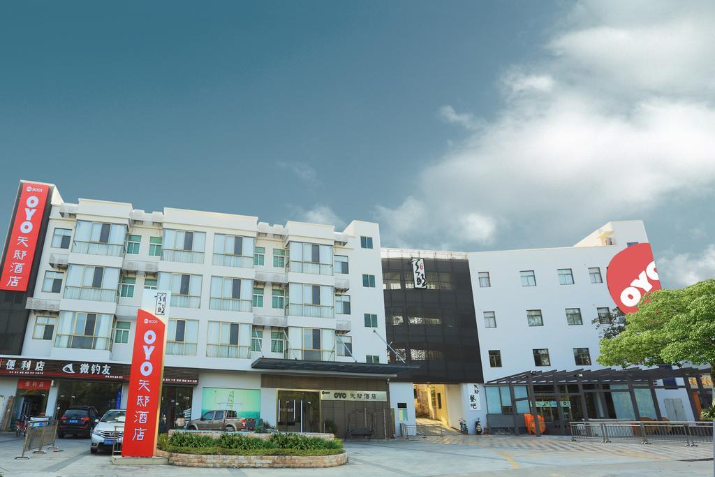 Oyo8001 Tiandi Hotel Шънджън Екстериор снимка