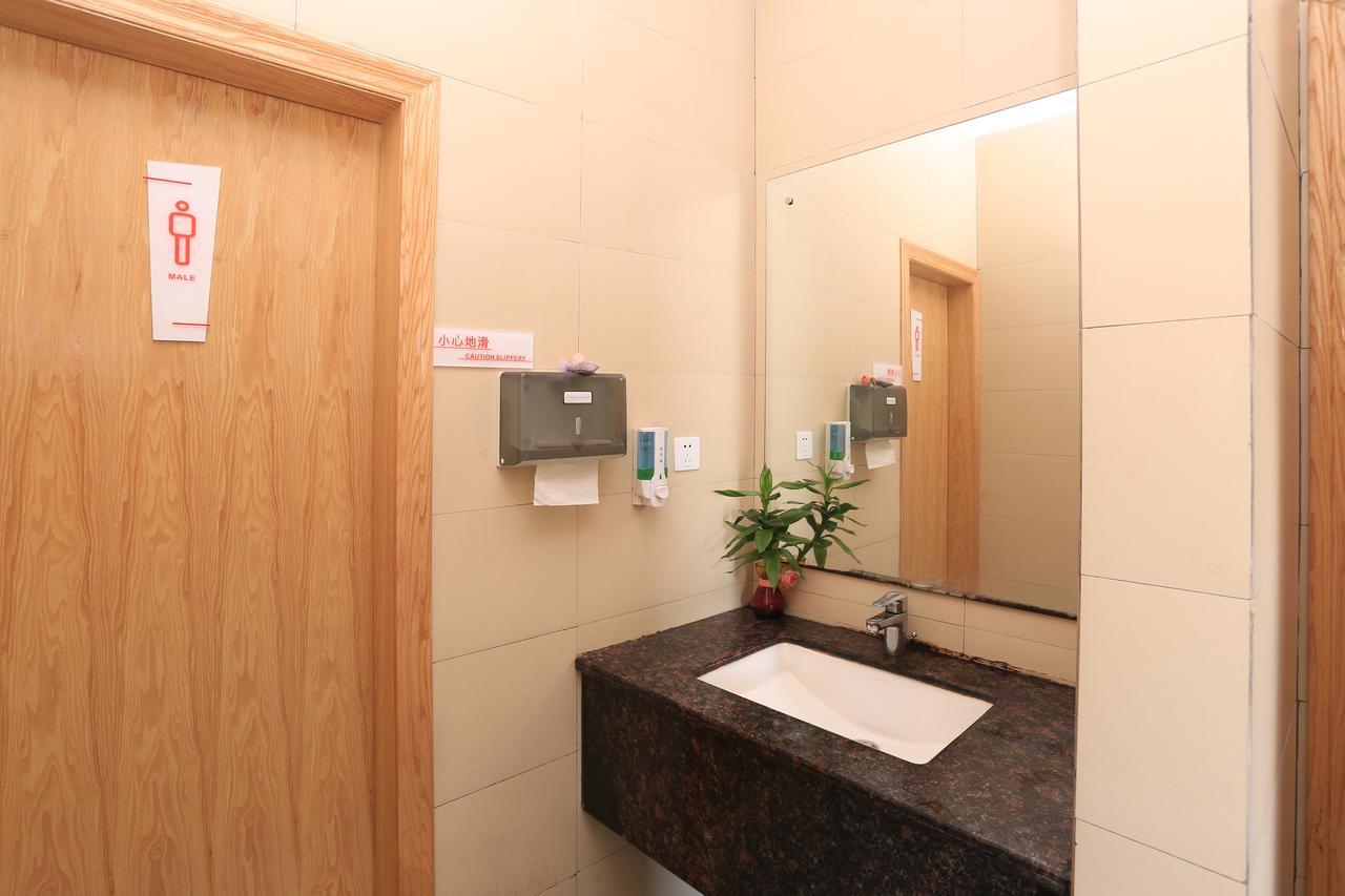 Oyo8001 Tiandi Hotel Шънджън Екстериор снимка